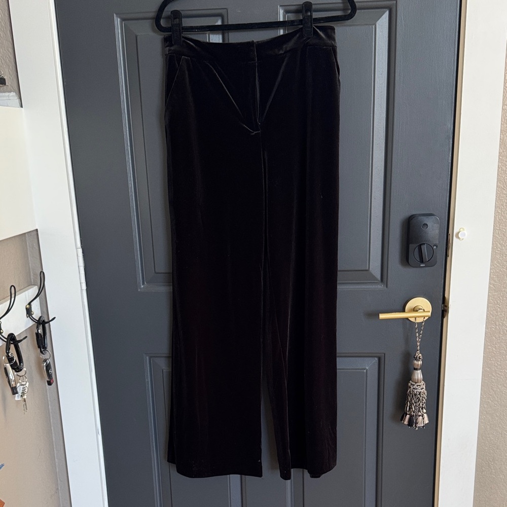 Wide-Leg Velvet Pants in Black Sz 8